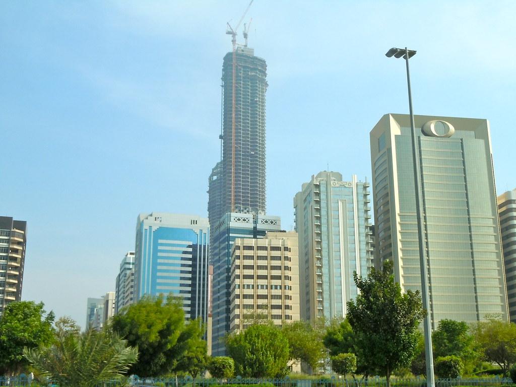 Abu Dhabi’s Workforce Development: Who Is Benefiting from New Opportunities
